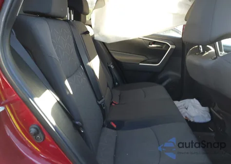 2021 Toyota Rav4 Xle from USA, damaged, VIN 2T3W1RFV5MW141050